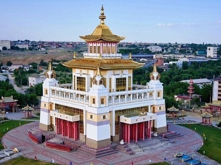 Верующие Калмыкии отметят День нисхождения Будды Шакьямуни