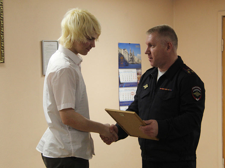 В Архангельске полицейские поблагодарили неравнодушных граждан