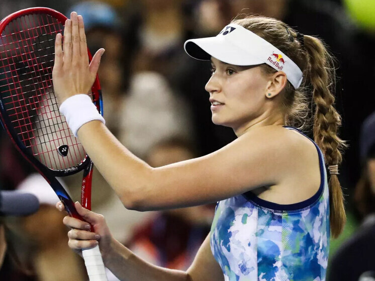 Токаев наградил орденом теннисистку Рыбакину за победу в турнире WTA