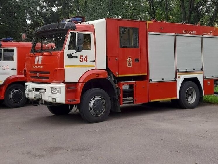 В Кандалакше иномарка улетела в кювет и перевернулась