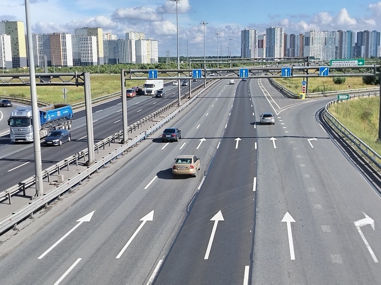У развязки КАД с Приморским шоссе и ЗСД ограничат две полосы
