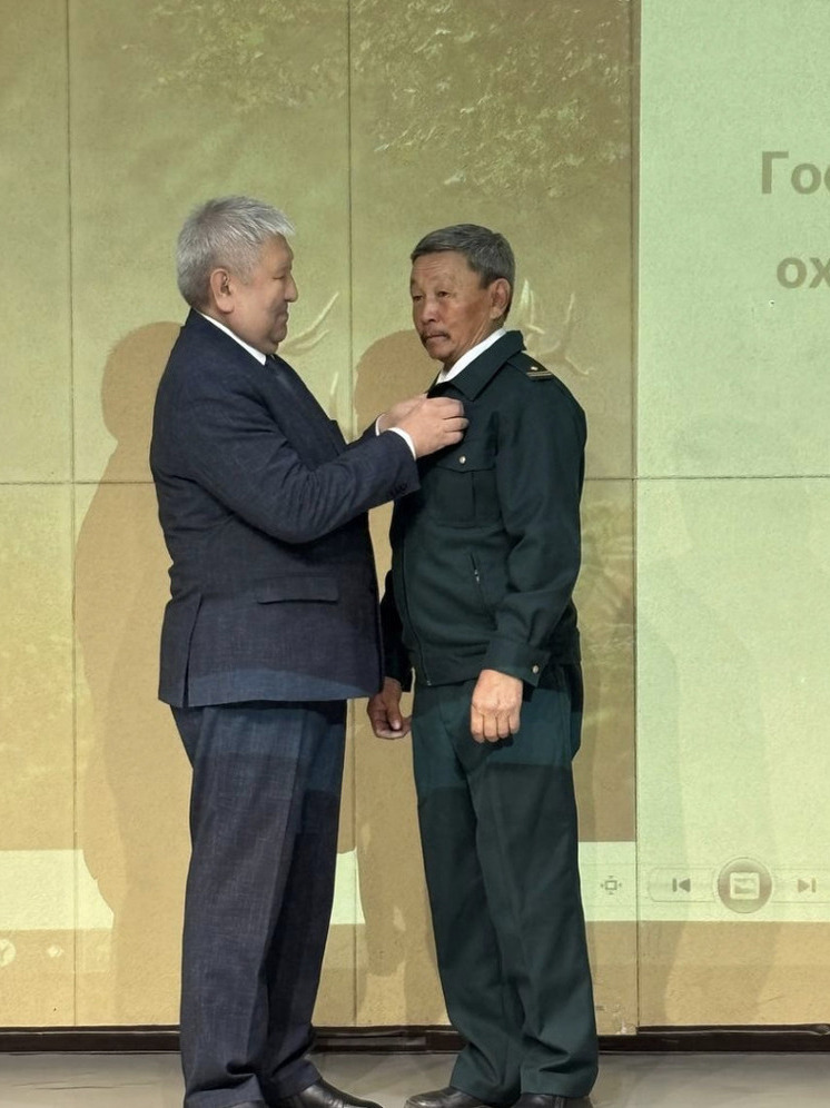 Чабан-тысячник Владимир Монгуш удостоен   звания «Заслуженный работник Республики Тыва»