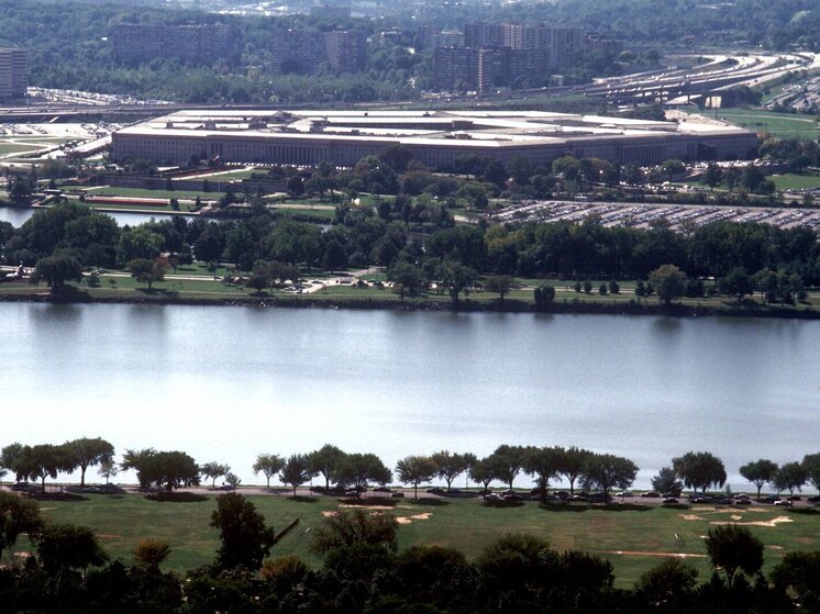 Хегсет признал, что США слишком медленно поставляют оружие союзникам и партнерам