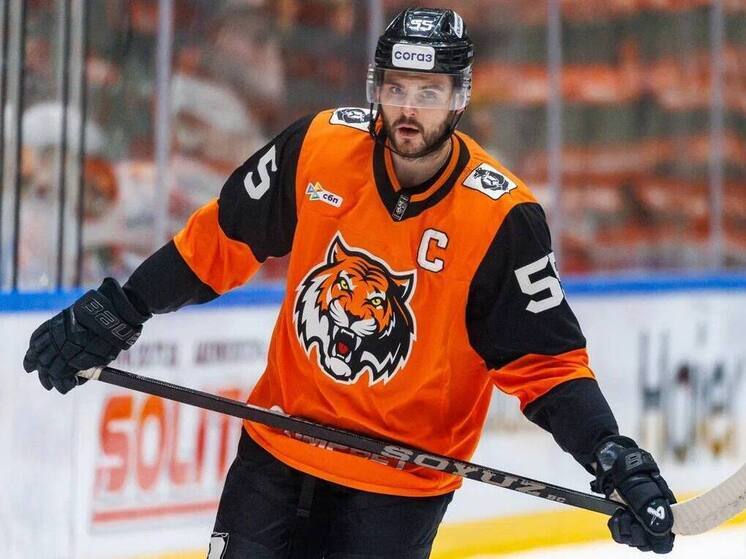 Отомстили за футбол: «Амур» дома обыграл «Автомобилист», а Максим Дорожко оформил четвертый «сухарь» в сезоне