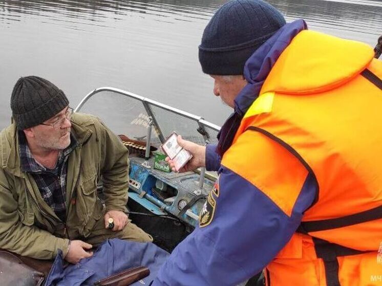 Спасатели патрулировали акваторию Ладоги и реки Вуоксы