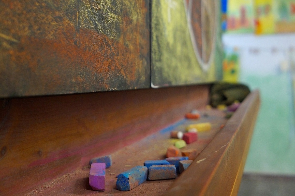 «Я сын президента!»: первоклашка из Питера избил ботинком сверстника