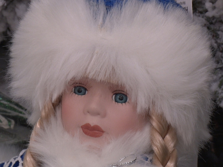 Сын-подросток просит деньги у родителей на подарки для понравившейся девочки: как правильно себя вести родителям? Об этом рассказала «МК в Ленобласти» Комментарий Мария Родина, бизнес-психолог и преподаватель коммуникационного менеджмента в Университете мировых цивилизаций.