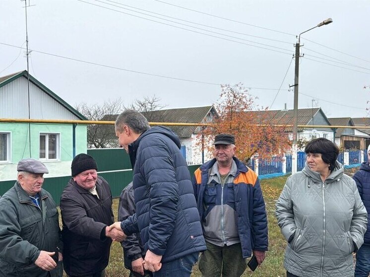 Вячеслав Гладков посетил приграничные села Волоконовского района