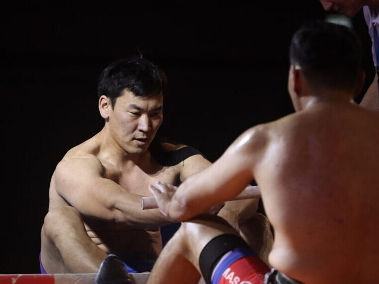 Якутский мас-рестлер Павел Черноградский завоевал золото чемпионата Европы