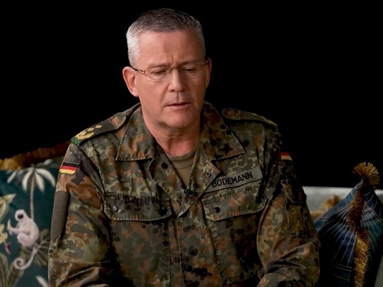 Генерал Бодеманн призвал гражданское население Германии готовиться к войне с Россией