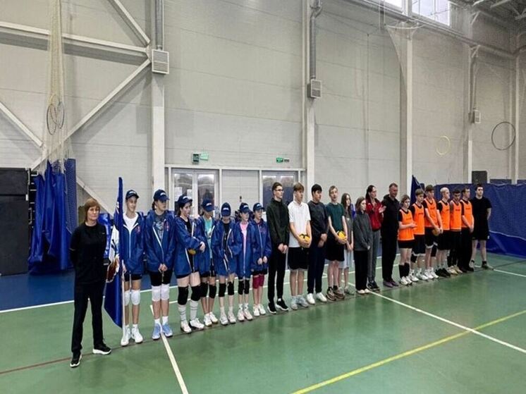 Дружины юных пожарных Кировского района провели волейбольный турнир