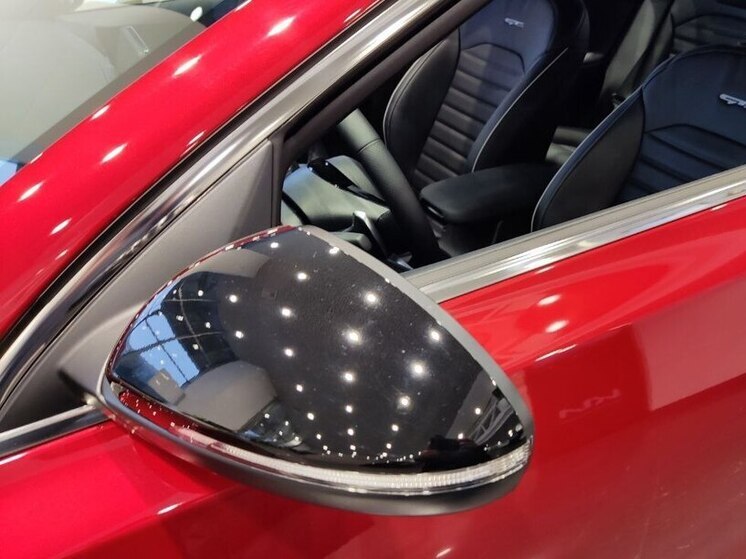 Подержанные автомобили подешевели на 10% в Петербурге