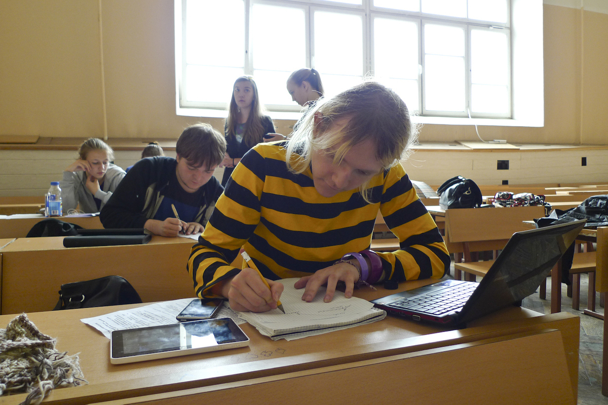 Лицею "Подмосковный" грозит закрытие