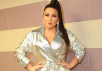 Единственный сын Ирины Дубцовой Артем, как известно, решил пойти стопами мамы