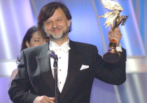 80-летний юбилей народного артиста России Алексея Рыбникова обернулся целой серией его авторских концертов