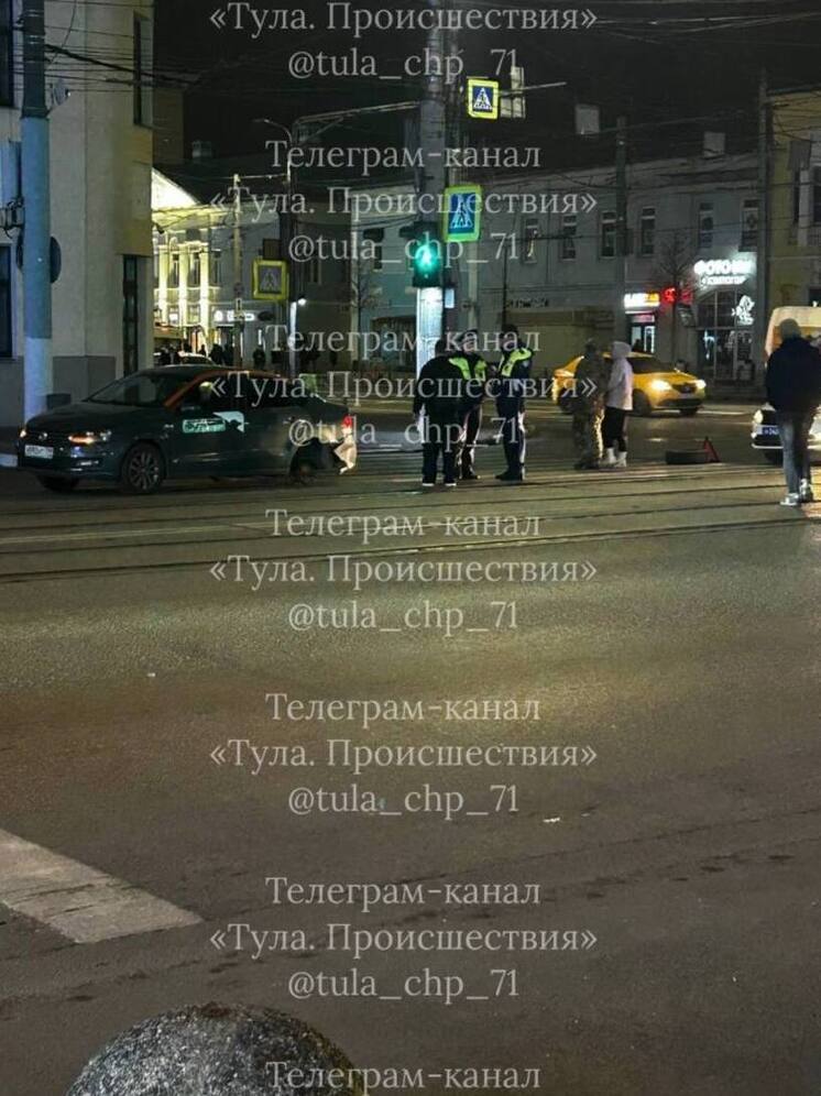 После ДТП на Каминского в Туле у машины каршеринга отлетело колесо