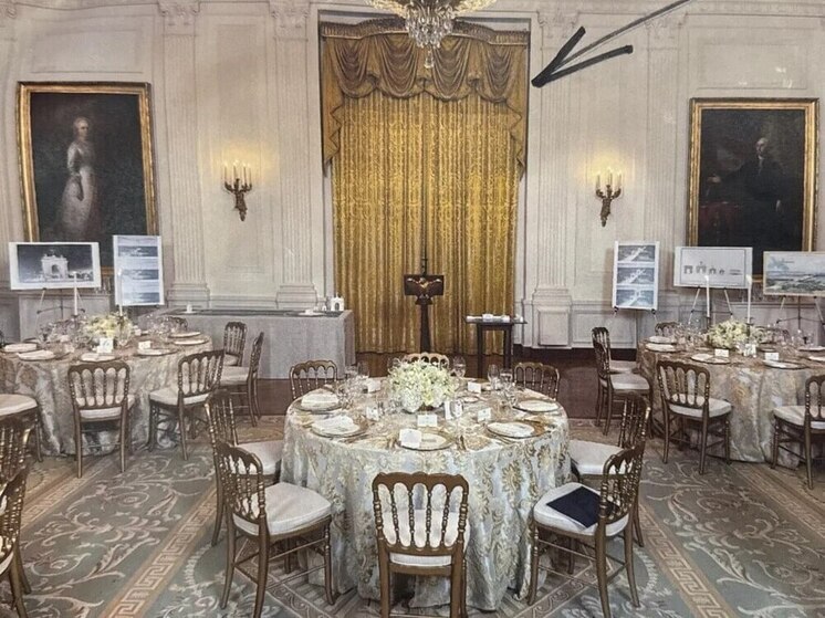 Дональд Трамп выложил в своей соцсети фото бального зала в Белом доме