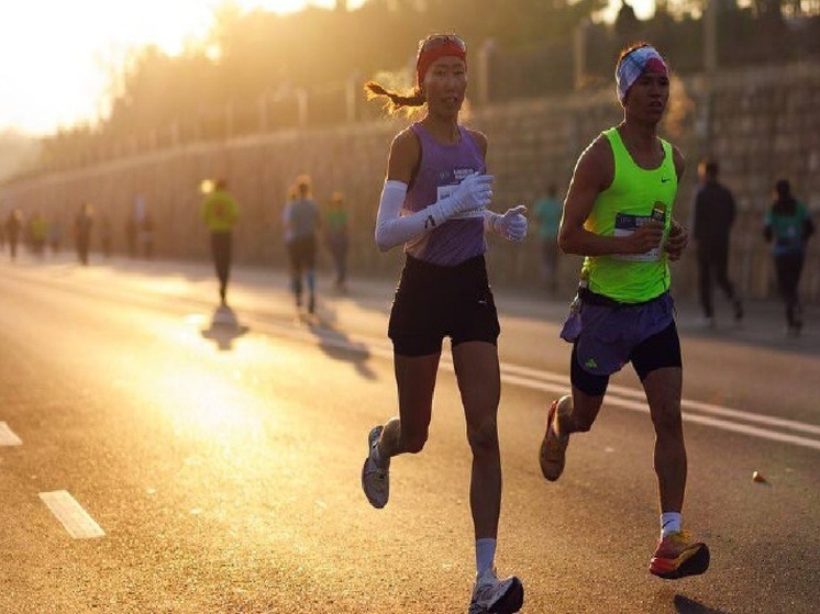 Якутская легкоатлетка успешно финишировала на марафоне в Самарканде