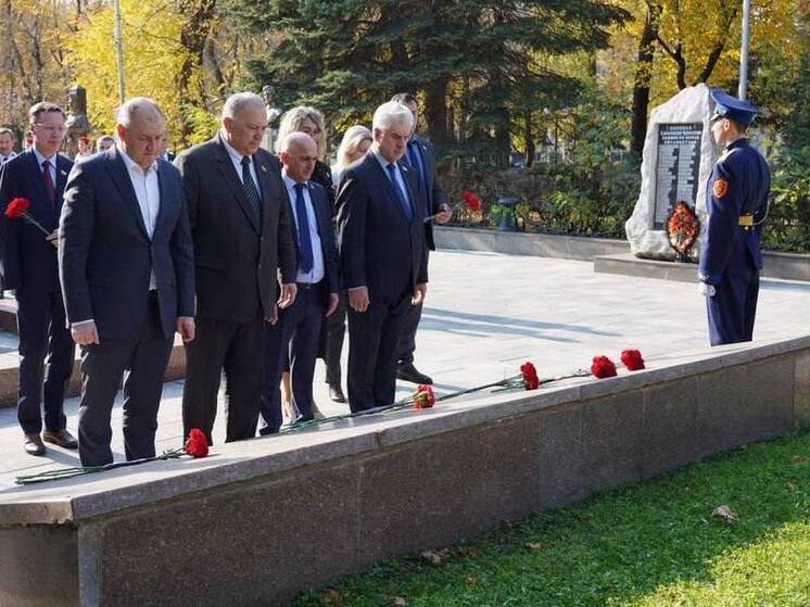 Делегация Совета Федерации и Парламента Южной Осетии посетила Карачаево-Черкесию