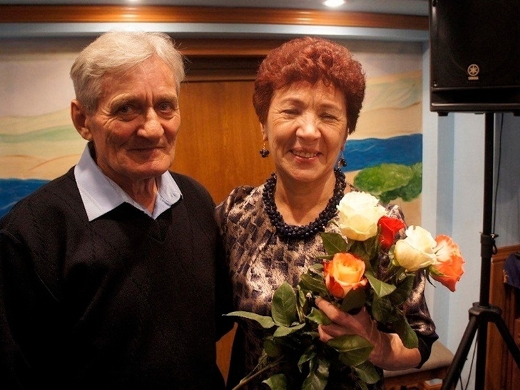 Владимир Васильевич и Валентина Яковлевна Подшивайловы из Устьянского округа отпраздновали 60-летие совместной жизни