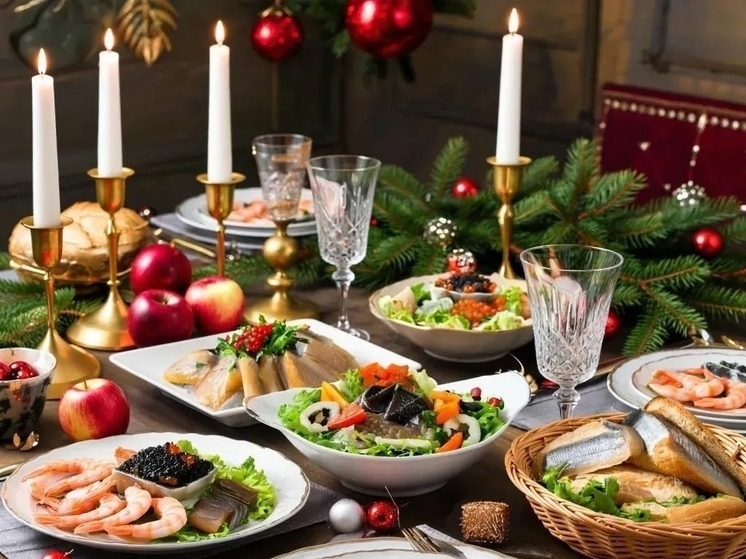 Эксперты советуют владимирцам заранее купить заморозку и бакалею для новогоднего стола