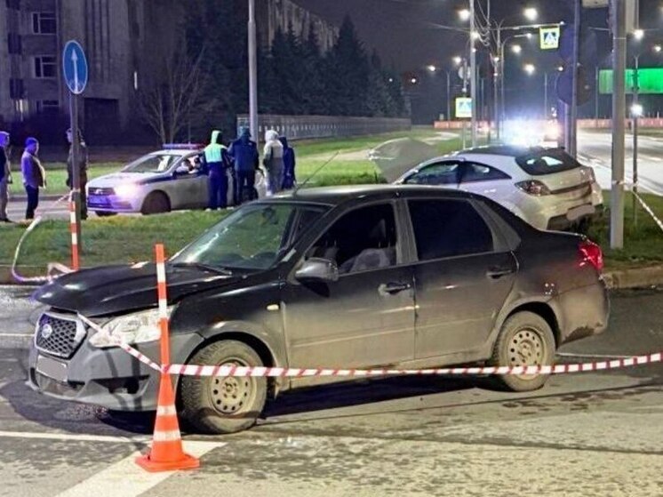 Левый поворот привел к ДТП с двумя пострадавшими в Великом Новгороде