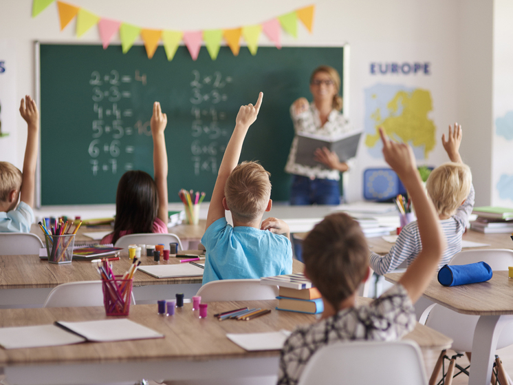 В микрорайоне Солнечный построят новую школу на 1000 учеников за 2 миллиарда рублей