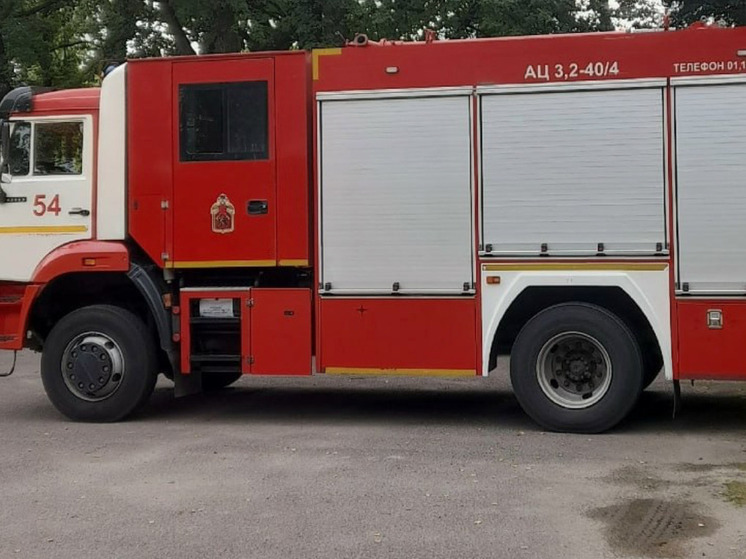 Грузовик и легковушка столкнулись на трассе «Кола»