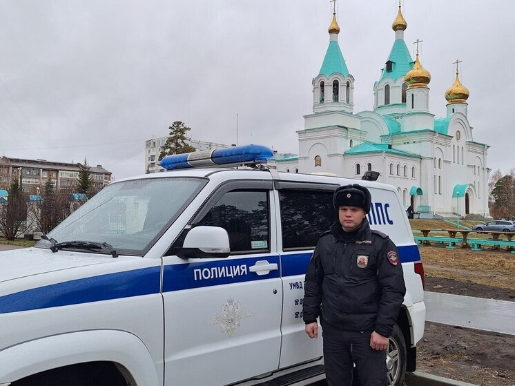 Полицейский из Ангарска получил медаль за спасение мужчины