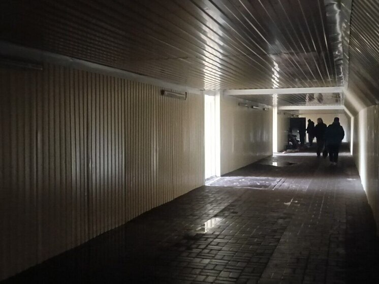 Подземный переход на «Народной» в Курске подтопило из-за отключения электричества