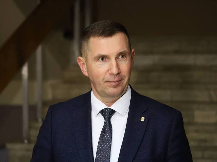 Олег Денисов поздравил пензенских полицейских с профессиональным праздником