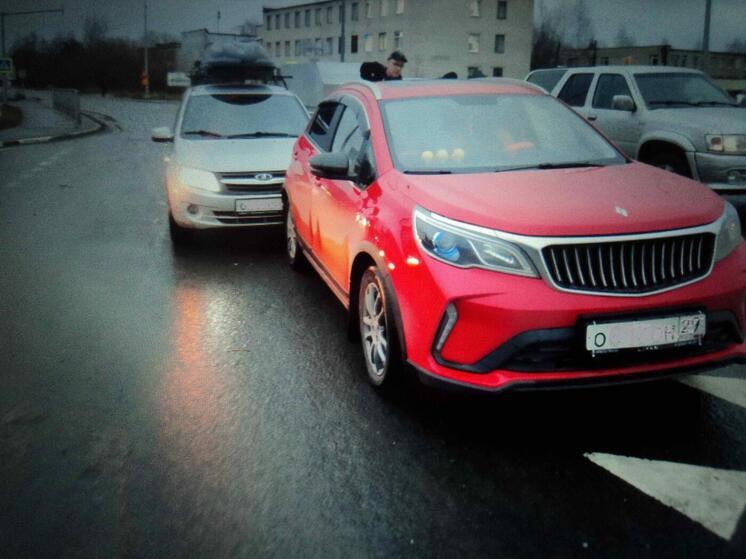 В Архангельске на Московском проспекте столкнулись три автомобиля