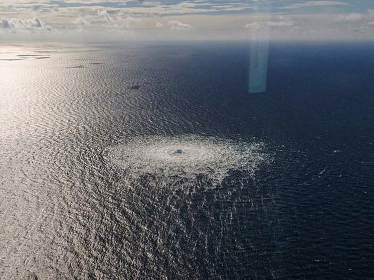 WSJ: расследование ЧП на «Северных потоках» грозит подрывом поддержки Украины