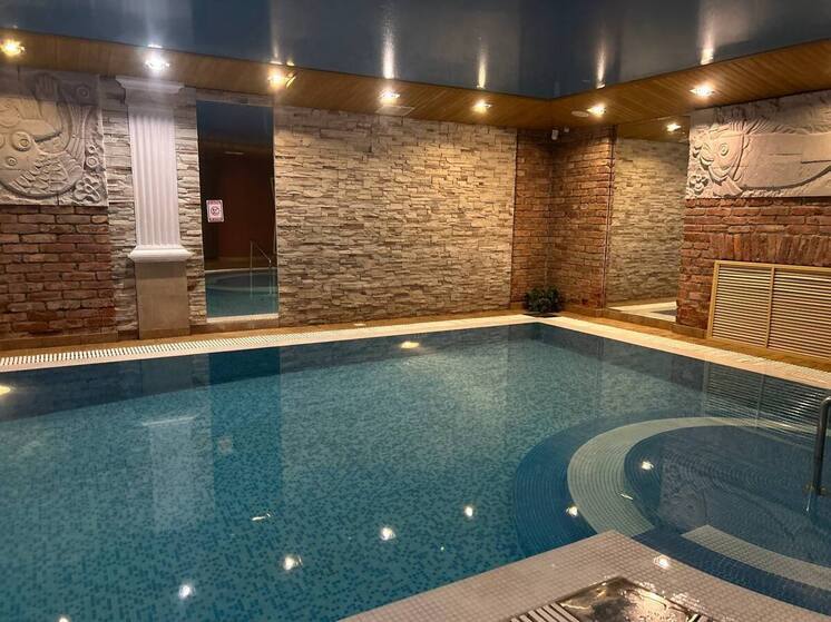 Бассейн с теплой морской водой поможет северянам укрепить суставы