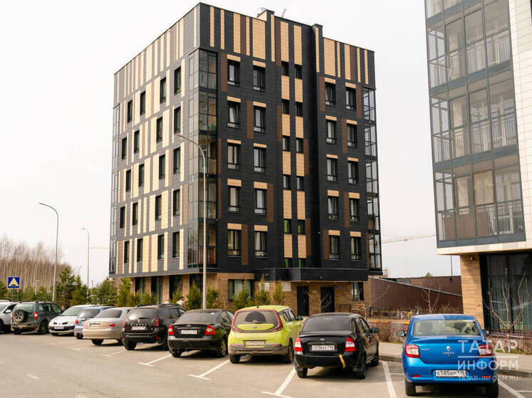 Средняя цена машино-места в новостройках Казани снизилась на 8%, но столица Татарстана по-прежнему входит в пятерку самых дорогих городов России по этому показателю