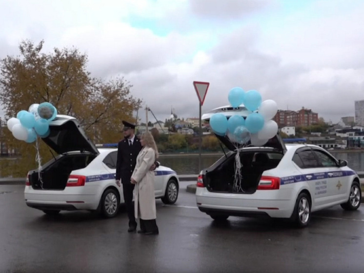 Воронежские полицейские устроили сюрприз коллеге, который скоро станет отцом