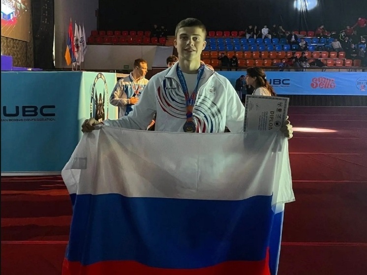 Костромской спортсмен взял «золото» на чемпионате Европы по боксу среди юниоров