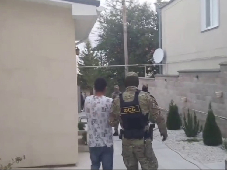 В Крыму задержали двоих организаторов нелегальной миграции