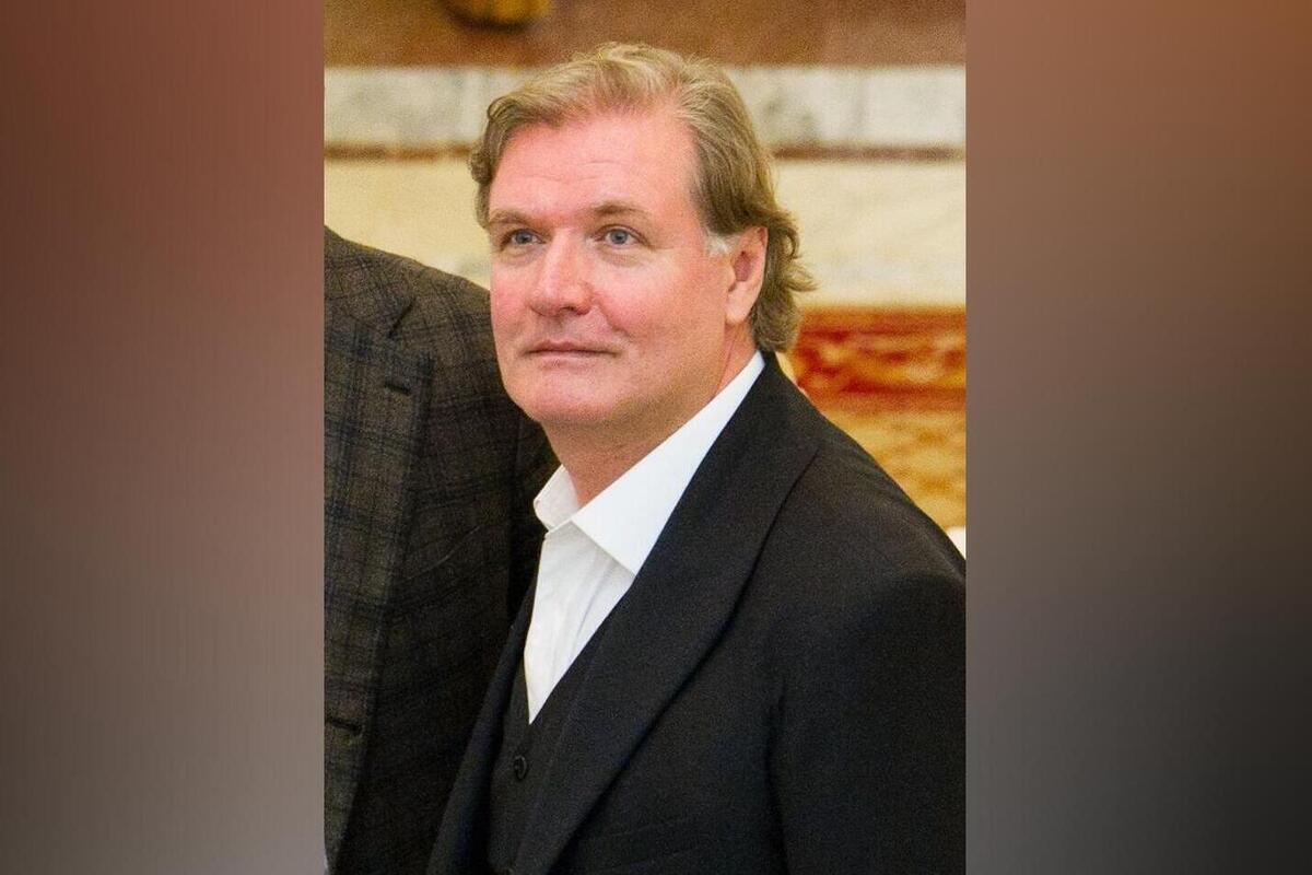 «Квартира в центре, раритетное авто»: кто претендует на наследство Симонова