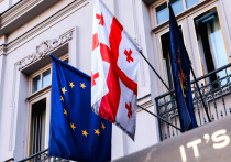 2025 год стал вехой в углубляющемся кризисе между Грузией и Европейским союзом. Об этом пишет грузинский 1TV (статью перевели ИноСМИ). Показательной в этом ключе стала ноябрьская речь председателя парламента Грузии Шалвы Папуашвили, который выступил с резкой критикой в адрес Брюсселя, обвинив европейские институты в отходе от фундаментальных демократических принципов.