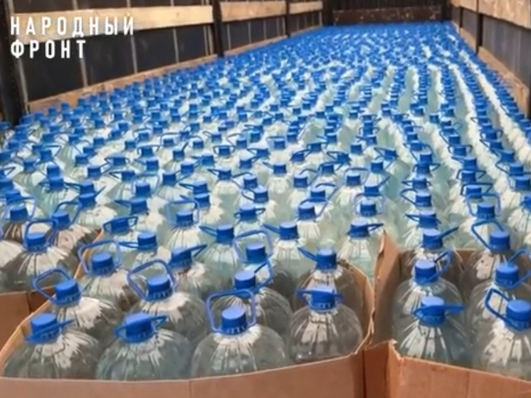 Орловский «Народный фронт» отправил 20 тонн питьевой воды в ДНР