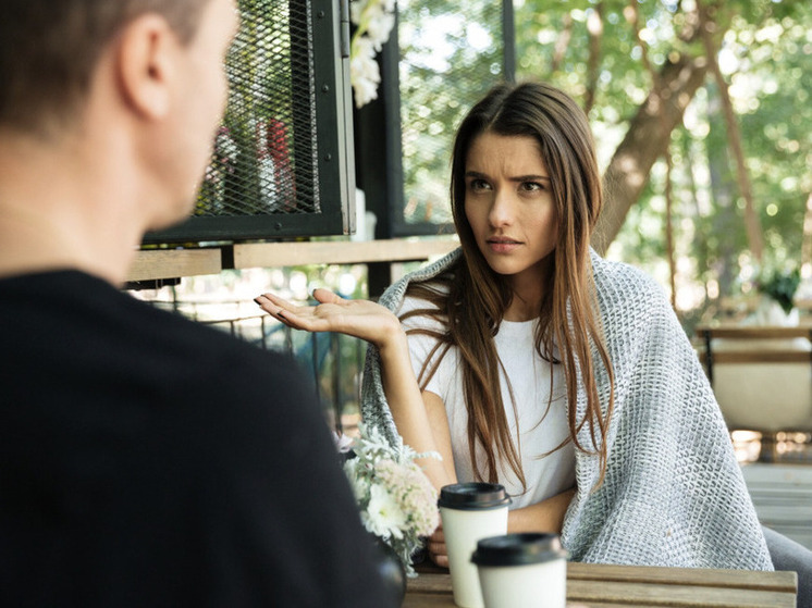 Не рассказывай о своих бывших! Красноярцы назвали "красные флаги" на первом свидании