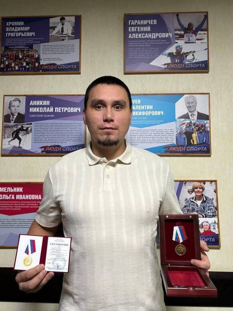 Тренер из Чувашии получил медаль «За вклад в развитие корэш в России»