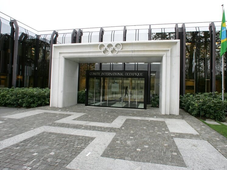 The IOC has not yet decided on its position on allowing transgender* athletes to compete in the next Olympics.