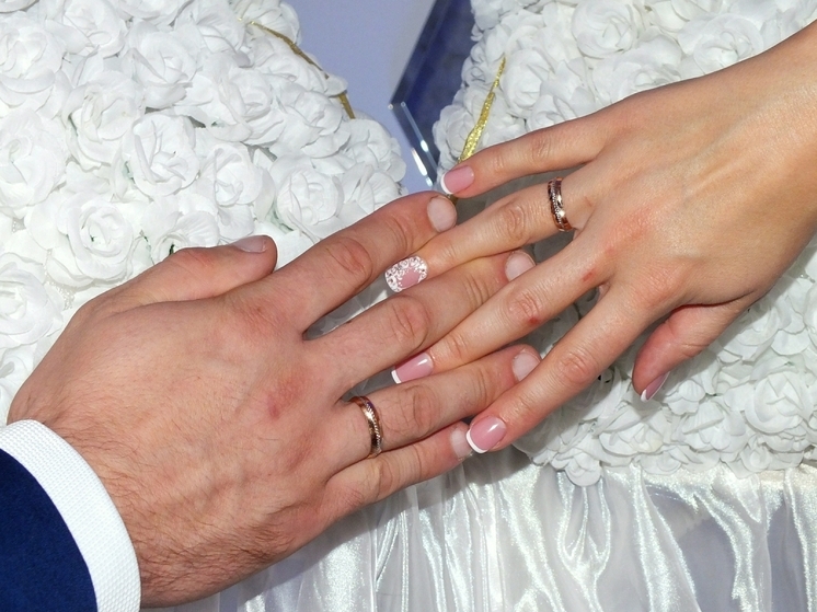 Медсестра с позывным «Вата»: от завещания до свадьбы в зоне СВО