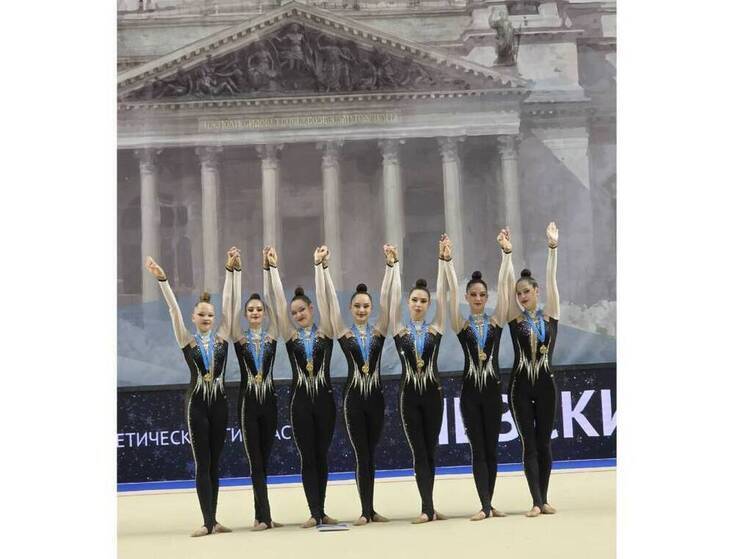 Вологодские гимнастки взяли золото на Всероссийских соревнованиях «Невские звезды»