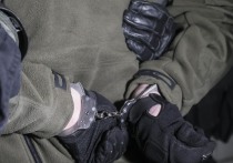 С ножом напал на бывшую жену возле подъезда дома на улице Юных Ленинцев полицейский-водитель