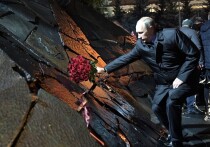 «Ленин жил, Ленин жив, Ленин будет жить» - гласит один из самых раскрученных лозунгов советской эпохи