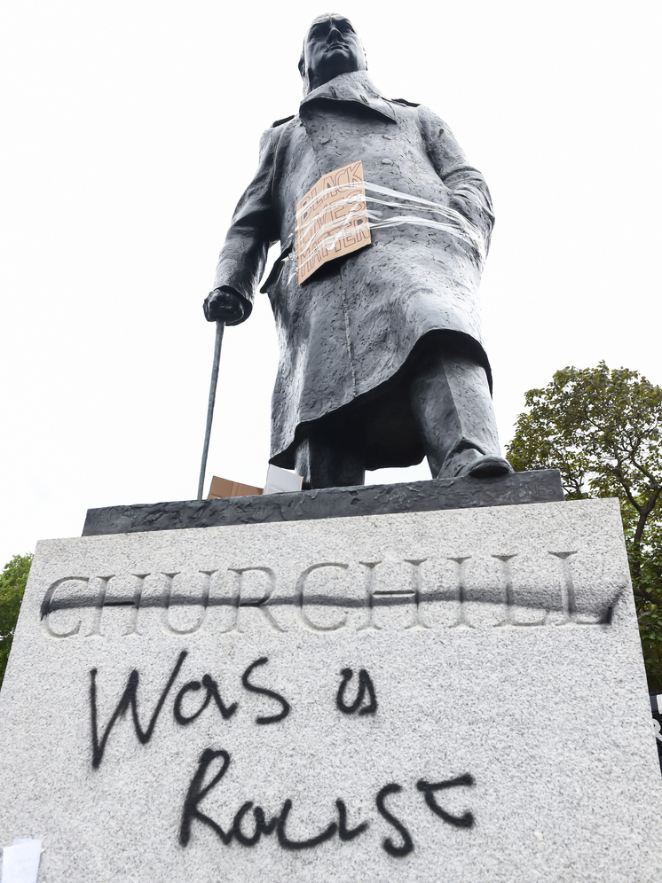 UnHerd: Британии стоит поучиться у постсоветских стран отношению к историческим памятникам