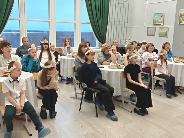 В Красноборске учащиеся школы искусств стали полноправными художниками